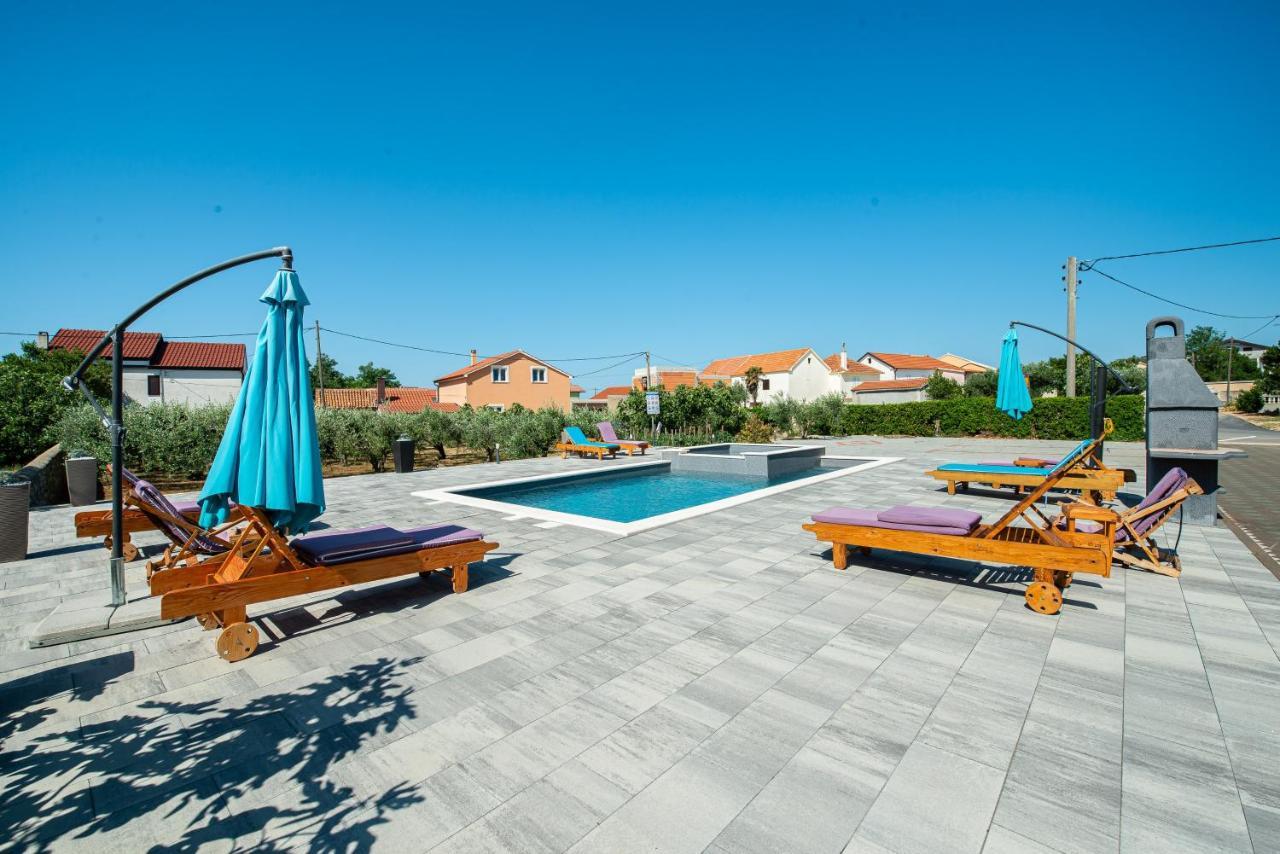 Family Friendly House With A Swimming Pool Privlaka, Zadar - 5762 Villa Privlaka  Exterior photo