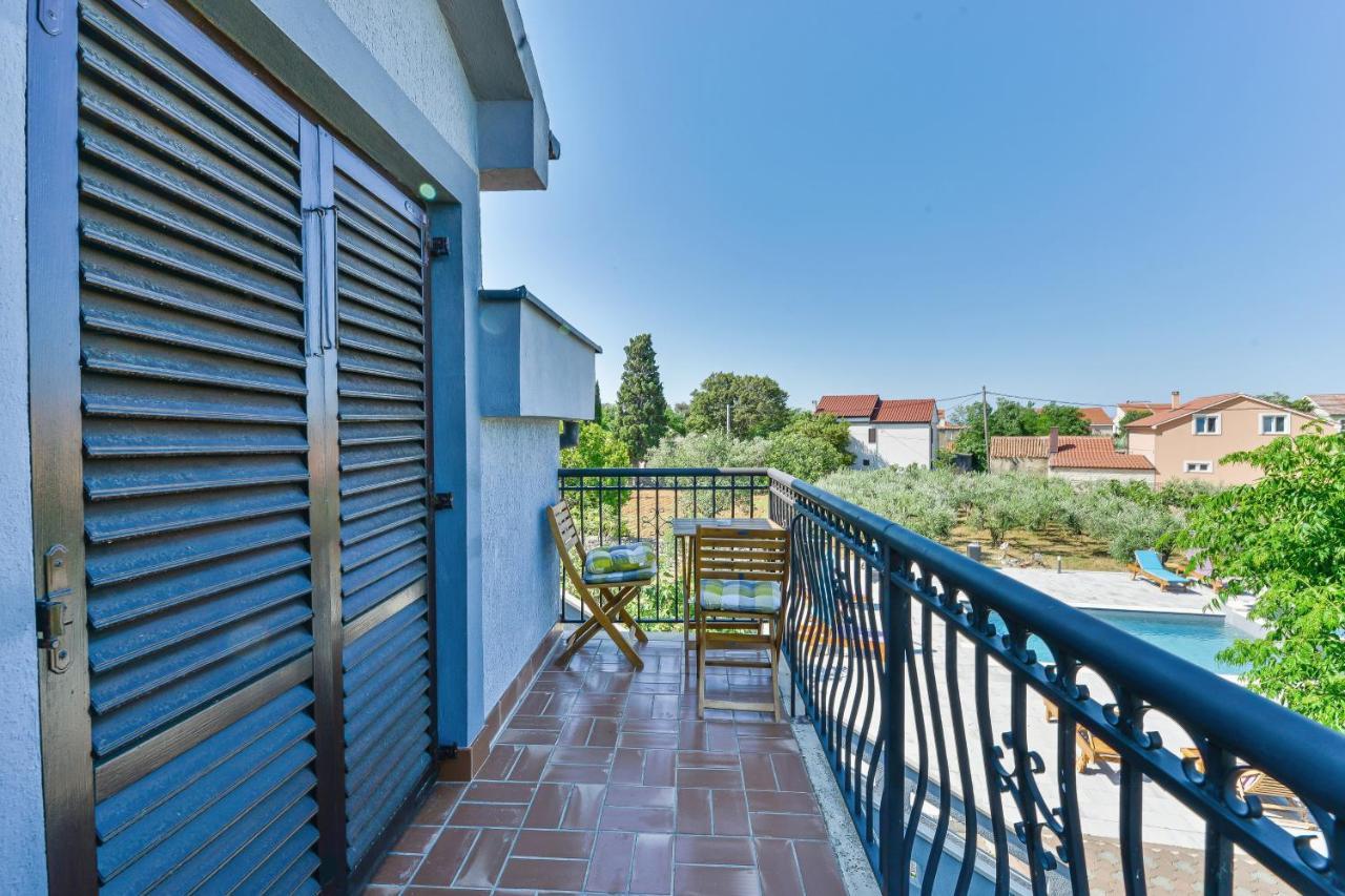 Family Friendly House With A Swimming Pool Privlaka, Zadar - 5762 Villa Privlaka  Exterior photo